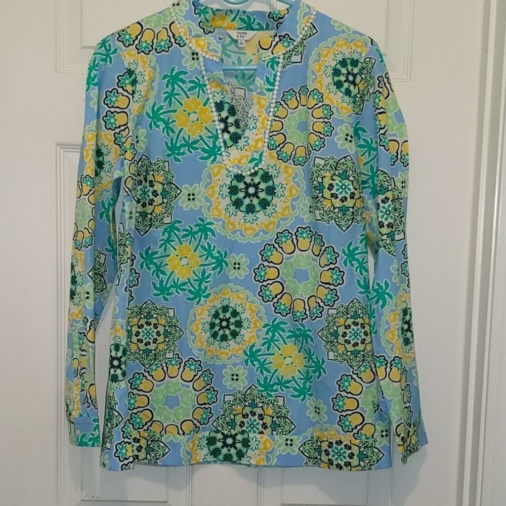 Crown & Ivy pineapple palm tree print  top Sz M